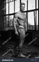 muscled-male-model malehunkgayart.wordpress (9)